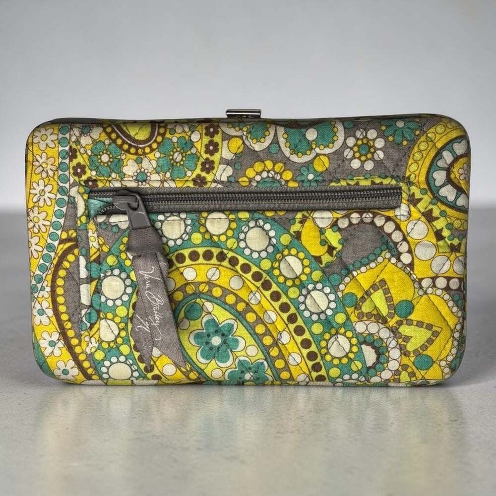 Vera Bradley Lemon Parfait All-In-One Wallet Clutch